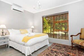 Skrivebord, strygejern/strygebræt, gratis Wi-Fi, sengetøj