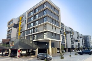 Exterior - The Millennial 425 - One Bedroom Apartment, Sleeps 2 (Durban)