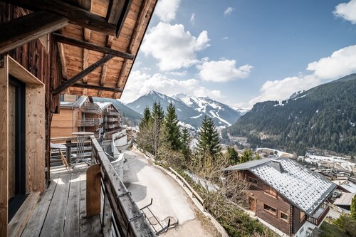 Appartement 'Martonne - Le Haut': Bergblick, Private Terrasse und WLAN