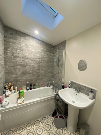 Charming 2-bedroom house with AC in peaceful Drogheda