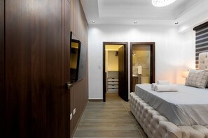 3 bedrooms, iron/ironing board, Internet - Modern and Sophisticated Apartment in Luxury Tower (Distrito Nacional)