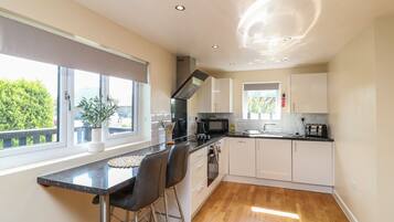 Lavavajillas, utensilios de cocina