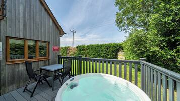 Cottage | Buiten dineren