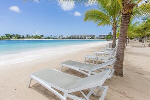 Beach - One bedroom, luxury style and pool view (Punta Cana)
