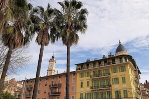 Exterior - Gîte des Remparts - Charming apartment in the heart of Lucéram with mountain view (Lucéram)