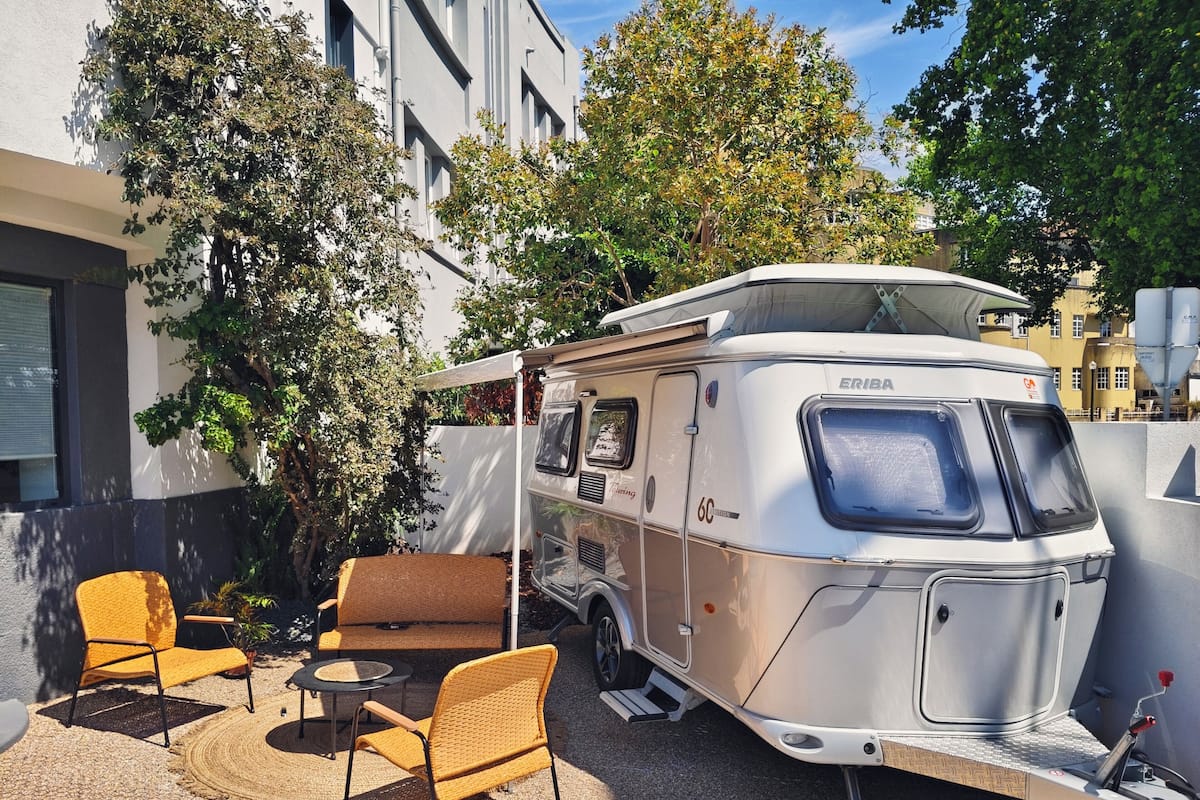 Husvogn – exclusive, hageutsikt | Blendingsgardiner, lydisolert, strykejern/-brett og wi-fi (inkludert)