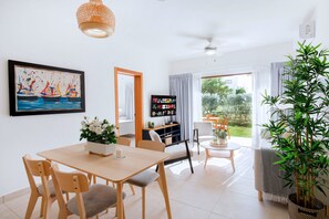 Interior - First floor apartment private patio swimming pool (Punta Cana)