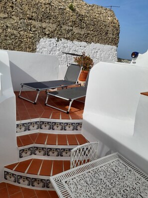 Terrace/patio - Casinha Alegre, urban villa in the old town of Lagos, quiet and central location (Lagos)