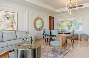 Dining - Vesta - Luxury Apt - 2BR - CFC (XVI) (New Cairo City)