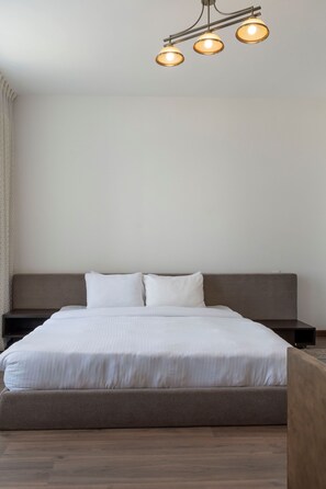Iron/ironing board, free WiFi, bed sheets - VESTA - Luxury APT - 2BR - Cfc (XVIII) (New Cairo City)