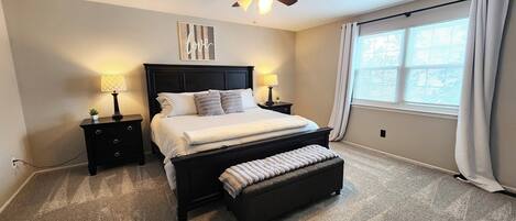 Fer et planche à repasser, Wi-Fi, draps fournis