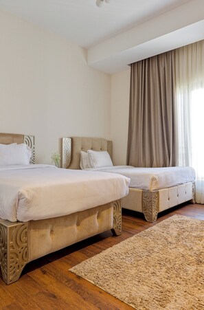 Iron/ironing board, free WiFi, bed sheets - VESTA - Luxury Apt - 2Br - CFC (XXXIV) (New Cairo City)