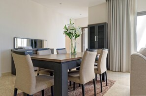 Dining - VESTA - Luxury Apt - 2Br - CFC (XXXIV) (New Cairo City)