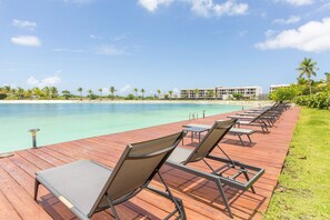 Pool - 1BR Vistacana, First Floor, Pool, Golf & Gym (Punta Cana)