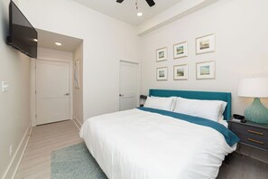2 bedrooms, iron/ironing board, WiFi, bed sheets - Downtown BSL Main St. Condo w/ Free Parking (Bay St. Louis)