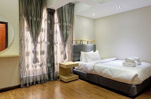 Iron/ironing board, free WiFi, bed sheets - VESTA - Luxury APT - 3BR - New Cairo (V) (New Cairo City)