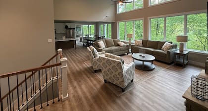 New Lakefront Estate | Sleeps 36 | Private Dock