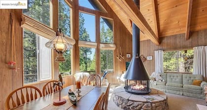 3-bedroom cabin 10 Mins Dr. to Dodge Ridge Ski Resort & Leland & Pinecrest Lake