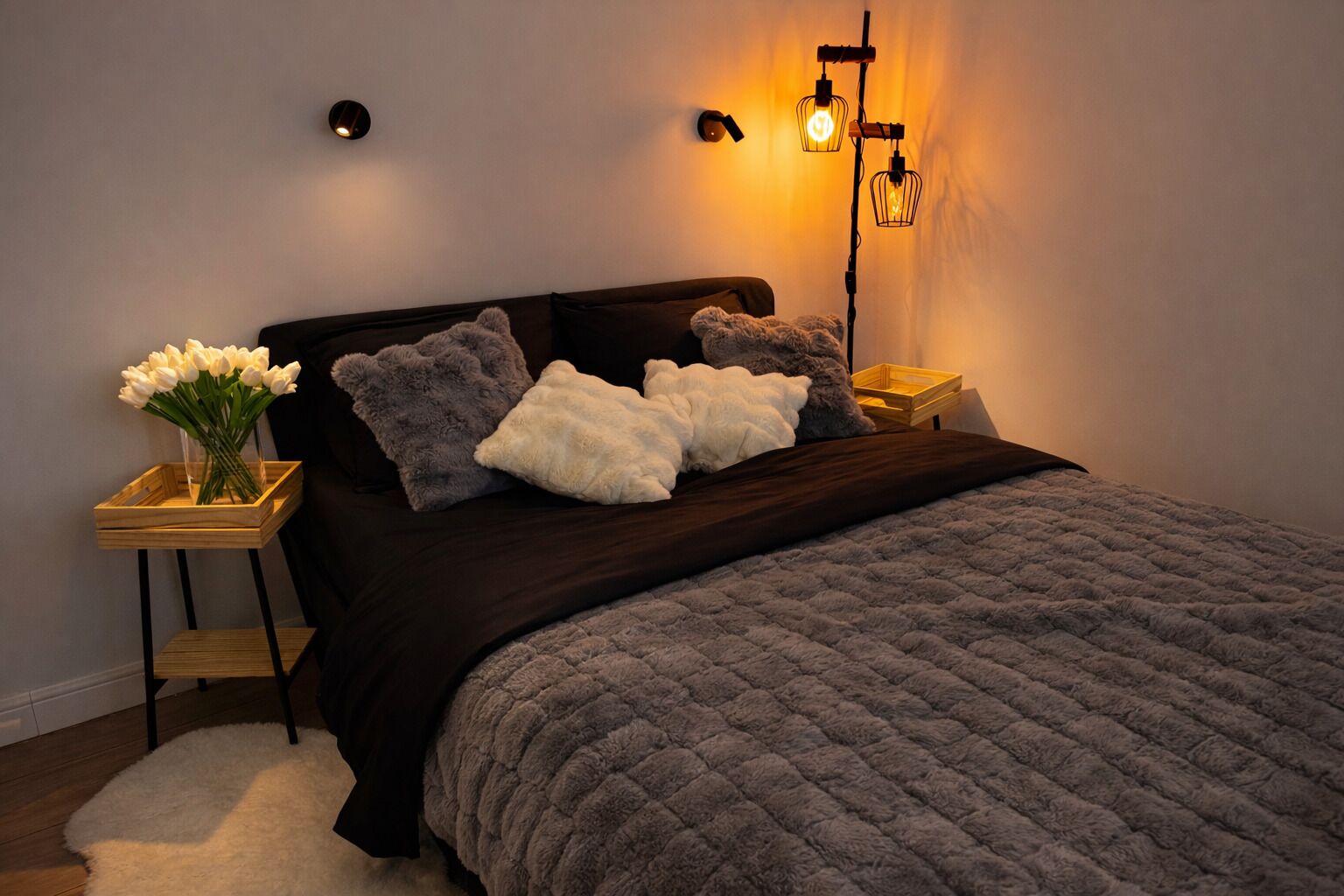 2 多间卧室、熨斗/熨衣板、WiFi、床单