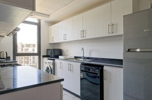 Fridge, oven, dishwasher - Vesta - Luxury Apt - 3BR - CFC (XLII) (New Cairo City)