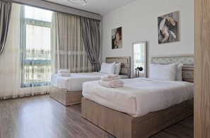 4 bedrooms, iron/ironing board, free WiFi, bed sheets - Vesta - Luxury Apt - 3BR - CFC (XLII) (New Cairo City)