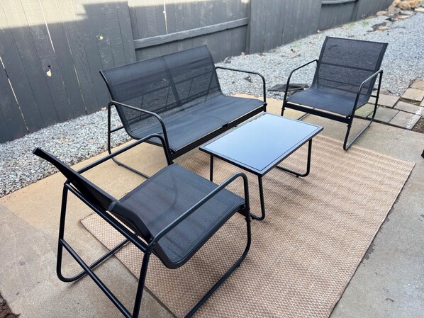 Terrace/patio - Renovated 2BR Cozy & Modern Oasis I SPA & GAMES (Rancho Cordova)