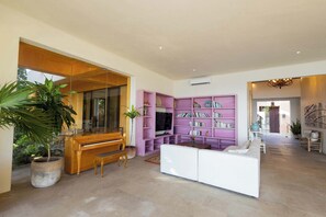 Interior - Casa Tara Villa Oceanfront Oasis Private Beach (Desarrollo Punta Mita)