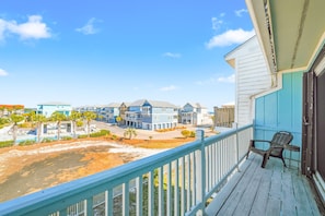 Property grounds - Bright Blue Bliss - Navarre (Navarre)