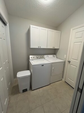 Unclassified image, 3 of 21, button