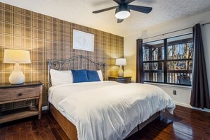 2 chambres, fer et planche à repasser, Wi-Fi, literie fournie