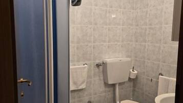 Singola Standard | Bagno