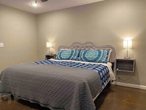 Strygejern/strygebræt, Wi-Fi, sengetøj