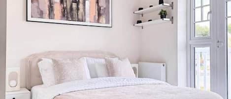 3 Schlafzimmer, Bügeleisen/Bügelbrett, WLAN, Bettwäsche