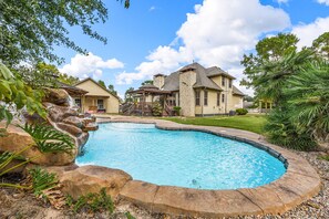 Pool - Spacious Spring Retreat- Family Friendly + Patio + Fast WiFi (Spring)