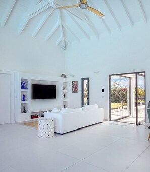 Smart TV - Villa SANDI luxury and comfort - a contemporary oasis. Ideal for vacations (Saint-François)