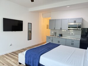 Tabla de planchar con plancha y wifi