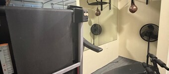 Spacious 5-bedroom estate in terrific Fort Pierce with AC and gym