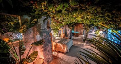 Junglecavern â Spa privĂ©, logement atypique