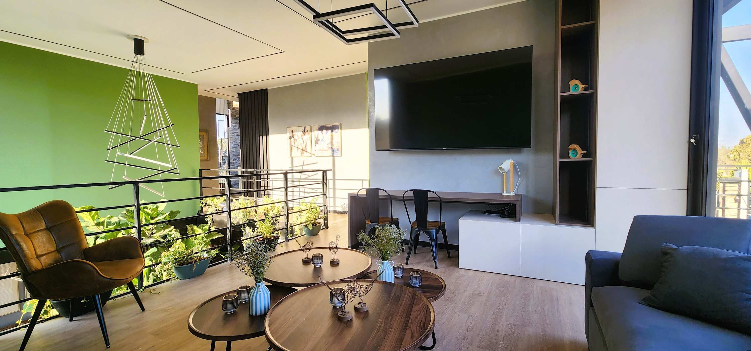 Télévision, espaces bureaux