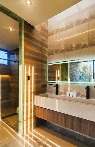 w* | Private 4BR Getaway with Pool & Cinema in Ica
