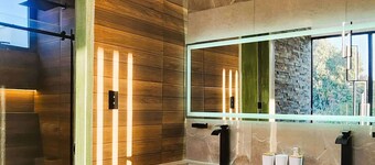 w* | Private 4BR Getaway with Pool & Cinema in Ica