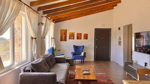 Living area - Detached Single - Storey Stone House in Datça Karaincir - Karaincir Houses 2 (Muğla)