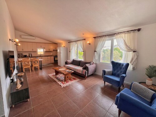 Detached Single - Storey Stone House in Datça Karaincir - Karaincir Houses 2