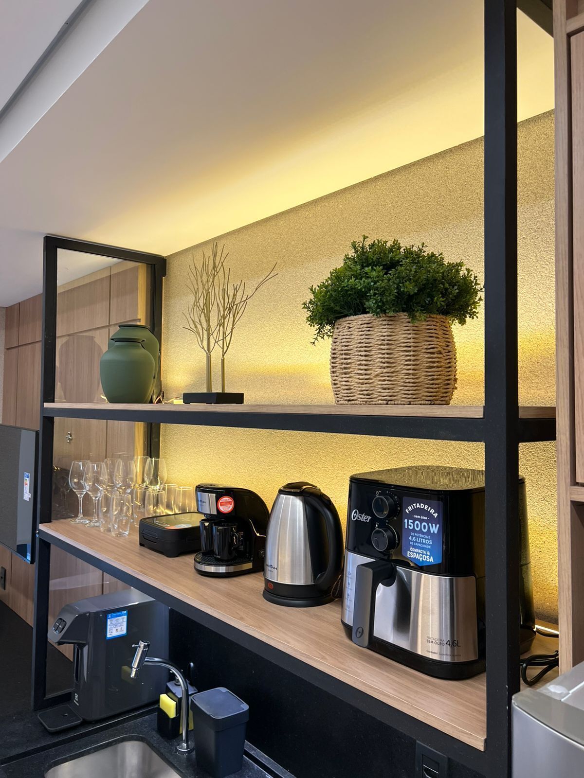 Comfort Studio, City View | Private kitchen