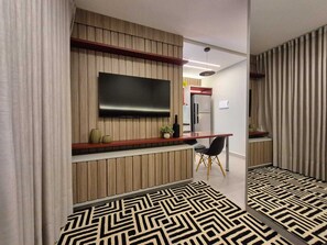 Studio Confort, vue ville | Coin séjour