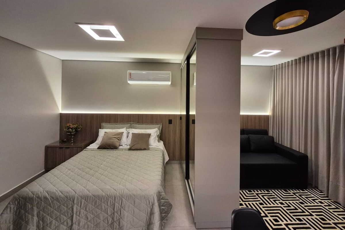 Comfort Studio, City View | Dihias secara berasingan, dilengkapkan perabot secara berasingan, meja