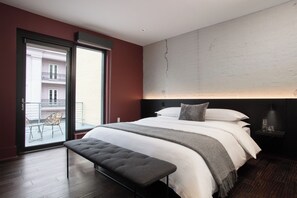 Luxury Suite, 3 Bedrooms, City View | Iron/ironing board, free WiFi - The Luzianne (New Orleans)