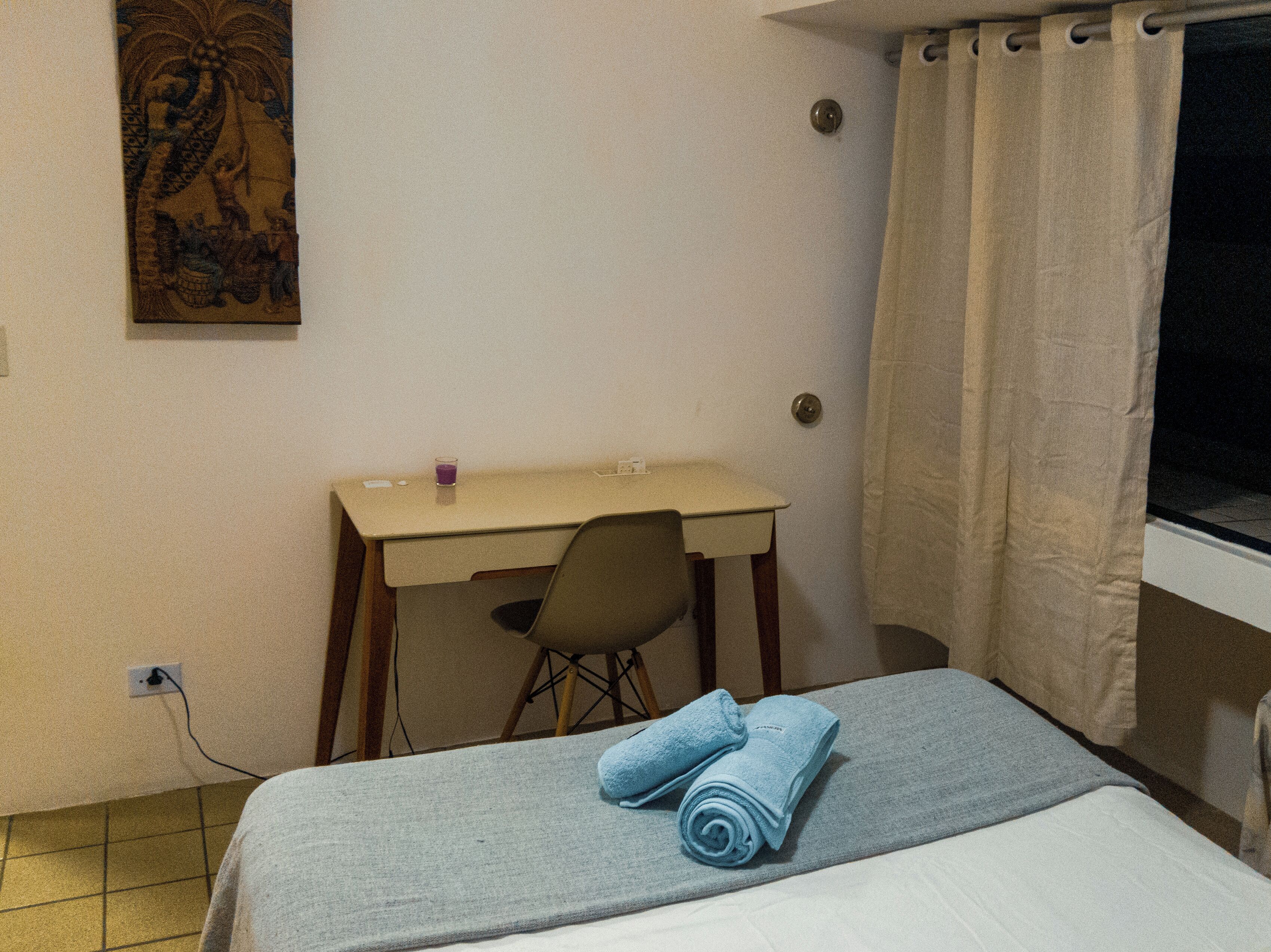 WiFi、ベッドシーツ