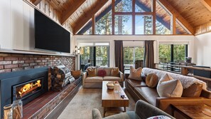 House (2 Bedrooms) | Interior - Hot Tub Firepit Loft Suite & Mins to World-class Skiing Tahoe A-frame Retreat by Avantstay (Carnelian Bay)