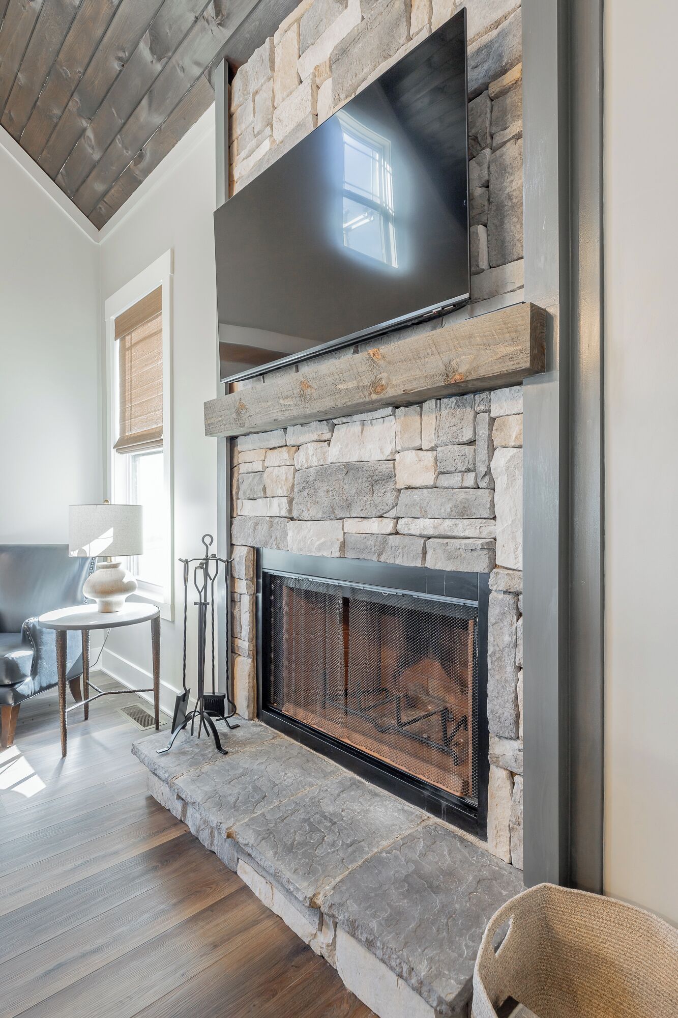 المنشأة من الداخل